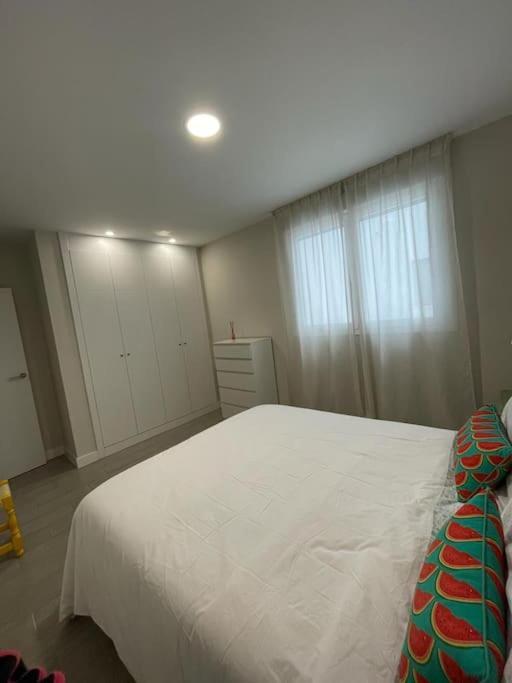 Apartamento Duna Beach Primera Linea De Playa Torrox Luaran gambar