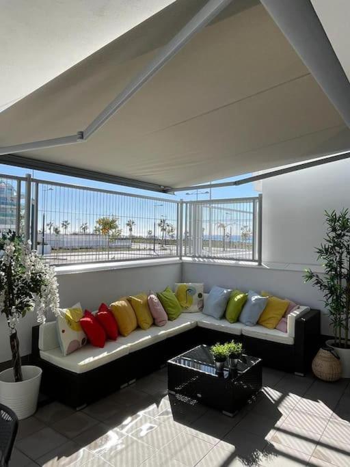 Apartamento Duna Beach Primera Linea De Playa Torrox Luaran gambar